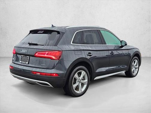 2020 Audi Q5 45 Premium Plus