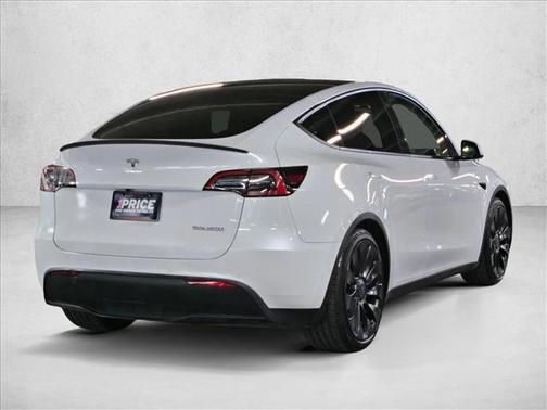 2022 Tesla Model Y Performance Dual Motor All-Wheel Drive