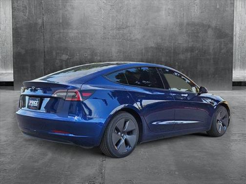2022 Tesla Model 3 Standard Range