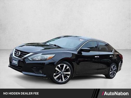 Super Black 2017 Nissan Altima 2.5 SR