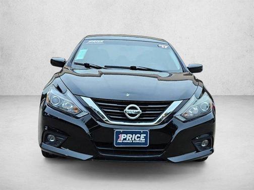 Super Black 2017 Nissan Altima 2.5 SR