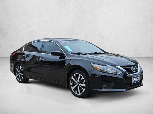 Super Black 2017 Nissan Altima 2.5 SR