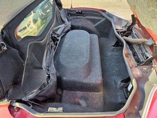 2009 Saturn Sky Red Line