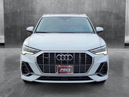 2023 Audi Q3 Premium 45 TFSI S line quattro Tiptronic