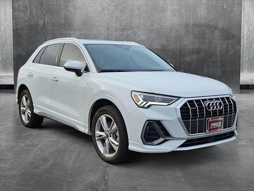 2023 Audi Q3 Premium 45 TFSI S line quattro Tiptronic