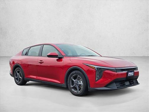 Currant Red 2025 Kia K4 LXS
