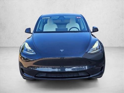 2025 Tesla Model Y Long Range Dual Motor Rear-Wheel Drive