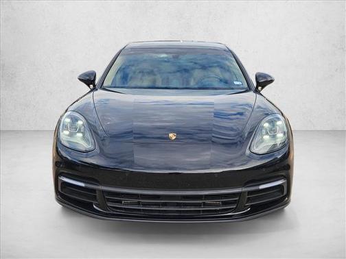 2019 Porsche Panamera RWD