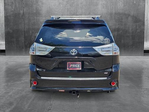 2014 Toyota Sienna SE