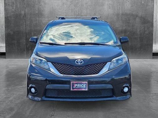 2014 Toyota Sienna SE
