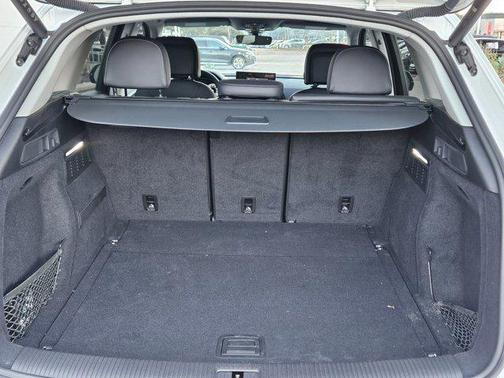 2025 Audi Q5 40 Premium Plus