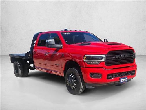2024 RAM 3500 Laramie Crew Cab 4x4 8' Box