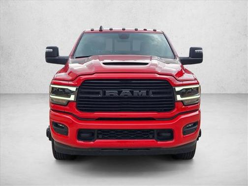 2024 RAM 3500 Laramie Crew Cab 4x4 8' Box