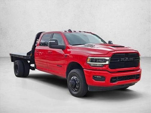 2024 RAM 3500 Laramie Crew Cab 4x4 8' Box