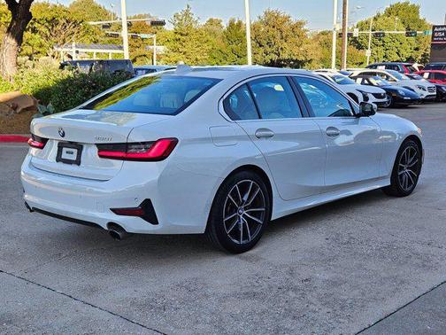 2021 BMW 330 330i