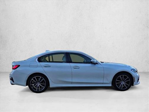 2021 BMW 330 330i
