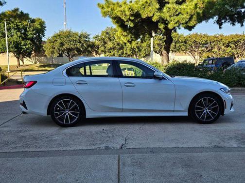 2021 BMW 330 330i