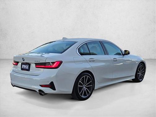 2021 BMW 330 330i