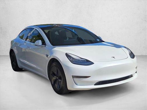 2020 Tesla Model 3 Standard Range Plus