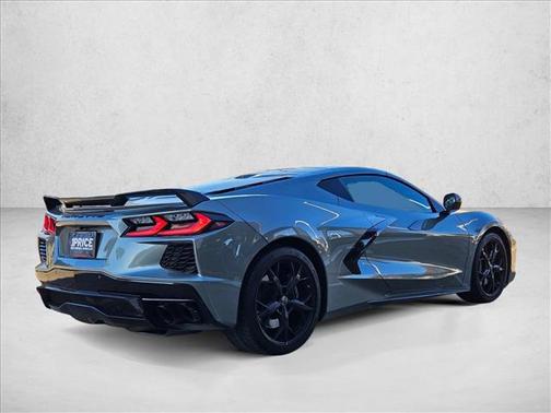 2022 Chevrolet Corvette Stingray w/2LT