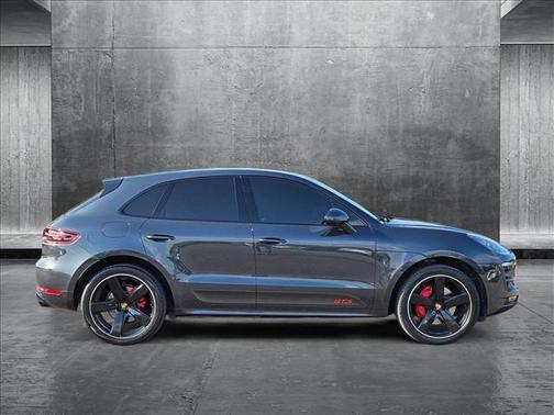 2017 Porsche Macan GTS