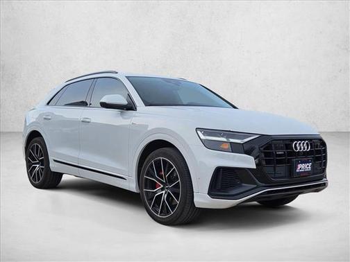 2020 Audi Q8 55 Premium Plus