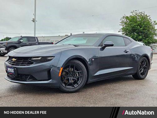 Shadow Gray Metallic 2020 Chevrolet Camaro 1LT