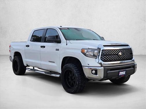 2018 Toyota Tundra SR5