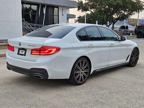 2019 BMW 540 540i