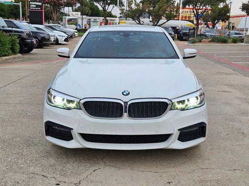 2019 BMW 540 540i