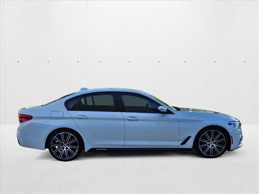 2019 BMW 540 540i