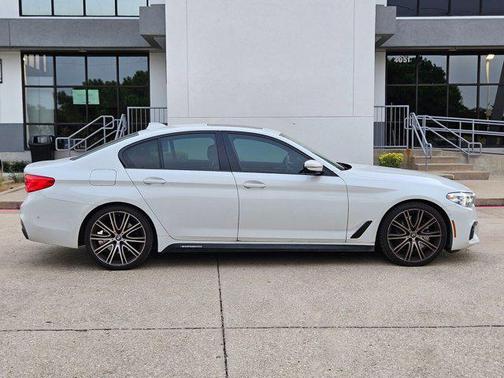 2019 BMW 540 540i