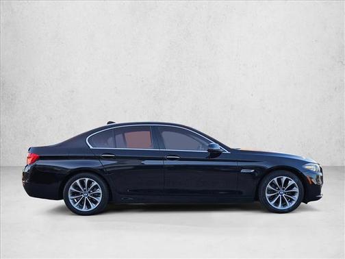 2016 BMW 528 528i