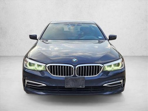 2019 BMW 540 540i