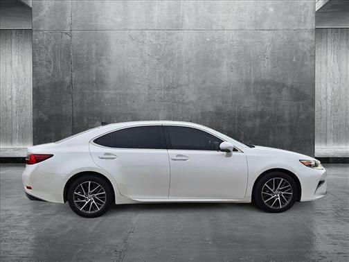 2017 Lexus ES 350 Base