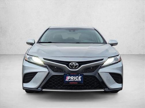 Celestial Silver Metallic 2019 Toyota Camry XSE