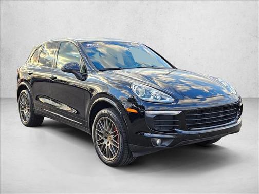 2017 Porsche Cayenne Platinum Edition