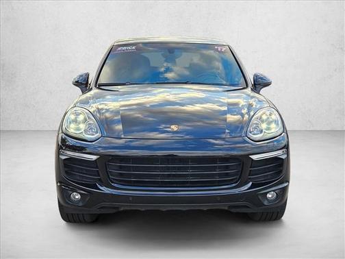 2017 Porsche Cayenne Platinum Edition
