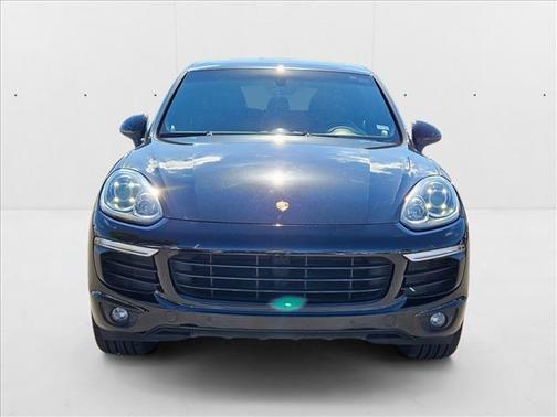2017 Porsche Cayenne Platinum Edition