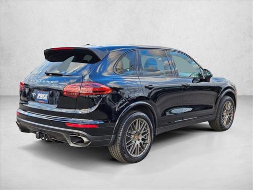 2017 Porsche Cayenne Platinum Edition