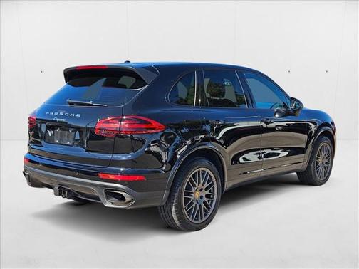 2017 Porsche Cayenne Platinum Edition