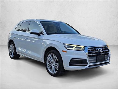 2019 Audi Q5 2.0T Premium Plus