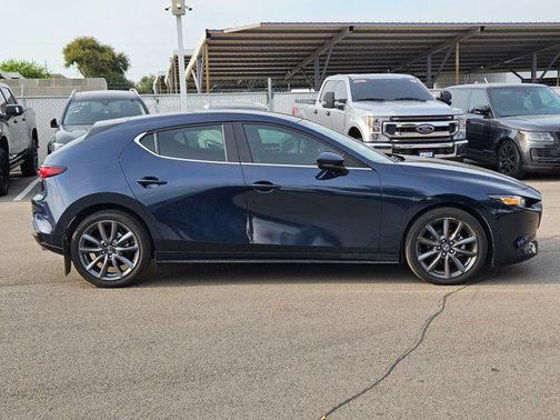 2023 Mazda Mazda3 2.5 S Select