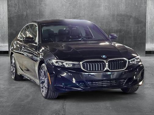2025 BMW 330 i