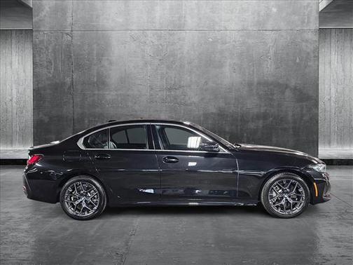 2025 BMW 330 i