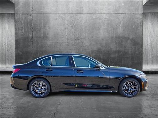 2025 BMW 330 i