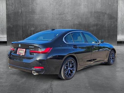 2025 BMW 330 i