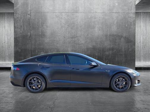 2016 Tesla Model S 70