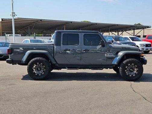 2021 Jeep Gladiator Willys 4x4