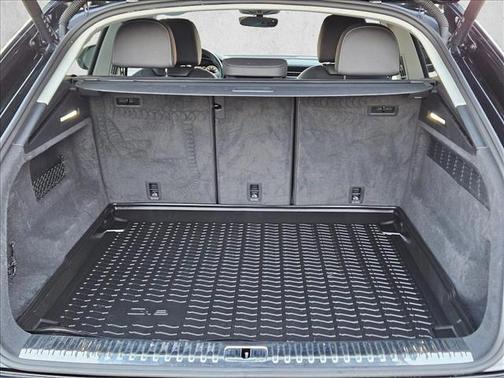 2023 Audi Q8 55 Premium Plus